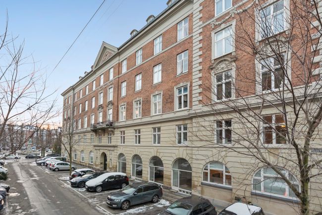 Sankt Thomas Alle 1, st., 1824 Frederiksberg C